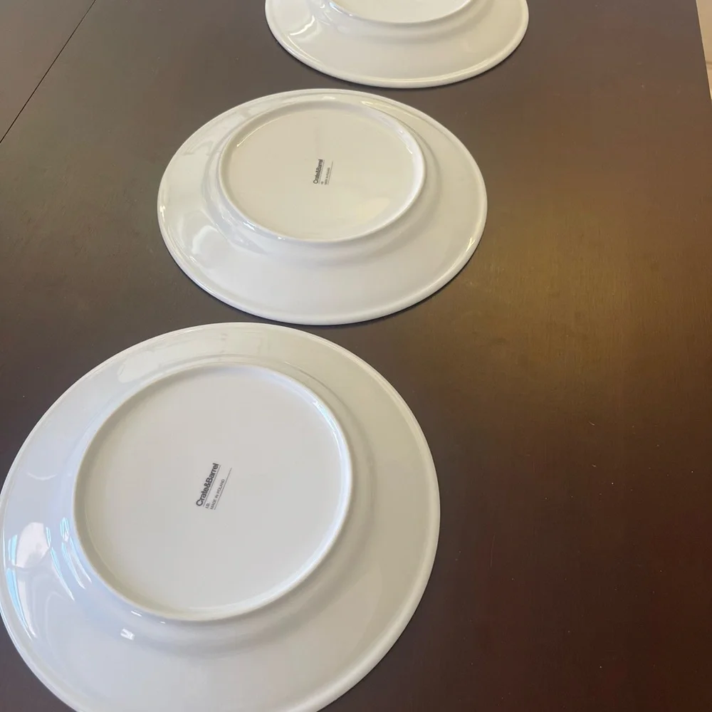 Crate&Barrel White and Blue Dinner Plates (3)